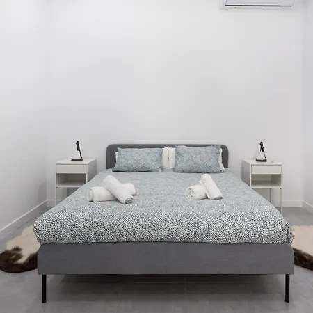 Comfortable 1 Bath 1bedroom شقة *
