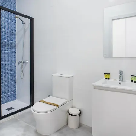 Comfortable 1 Bath 1bedroom شقة *